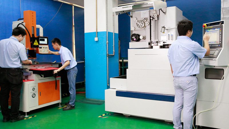 吸塑模具型面精度：关键因素与工艺解析